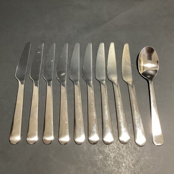 IKEA DRAGON Stainless Flatware 10 Pieces; 9 Dinner Knives & 1 Soup Spoon - Picture 1 of 3